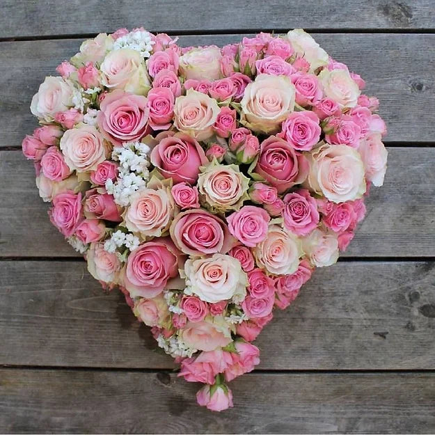Composizione di fiori per la Festa della Mamma