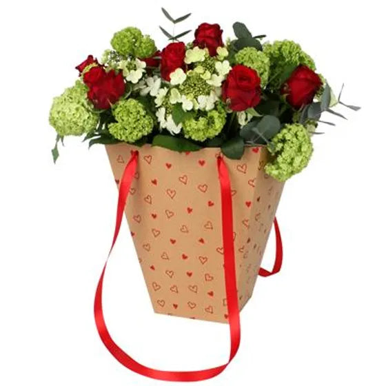 Sacchetto cuori di San Valentino con bouquet