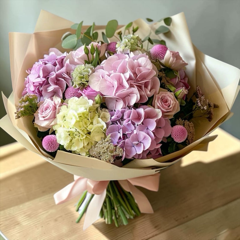Bouquet delicato con ortensie