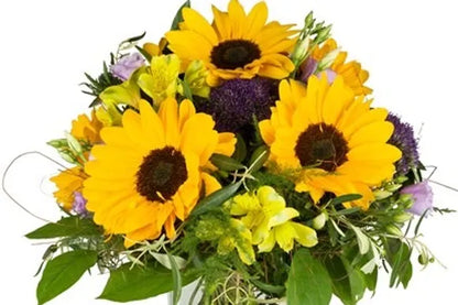 Bouquet estivo di Girasoli, Lisianthus, Alstroemeria e verde decorativo