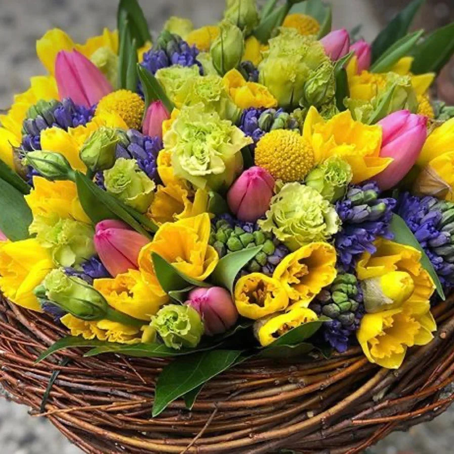 Bouquet in un nido di Primavera